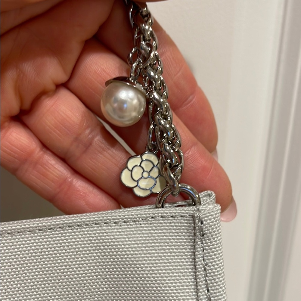 Dior White Cosmetic Bag with Textured Finish - Picture 5 of 14